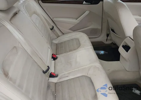 2012 Volkswagen Passat 2.0L Tdi Sel Premium z USA, uszkodzony, nr VIN 1VWCN7A33CC080944